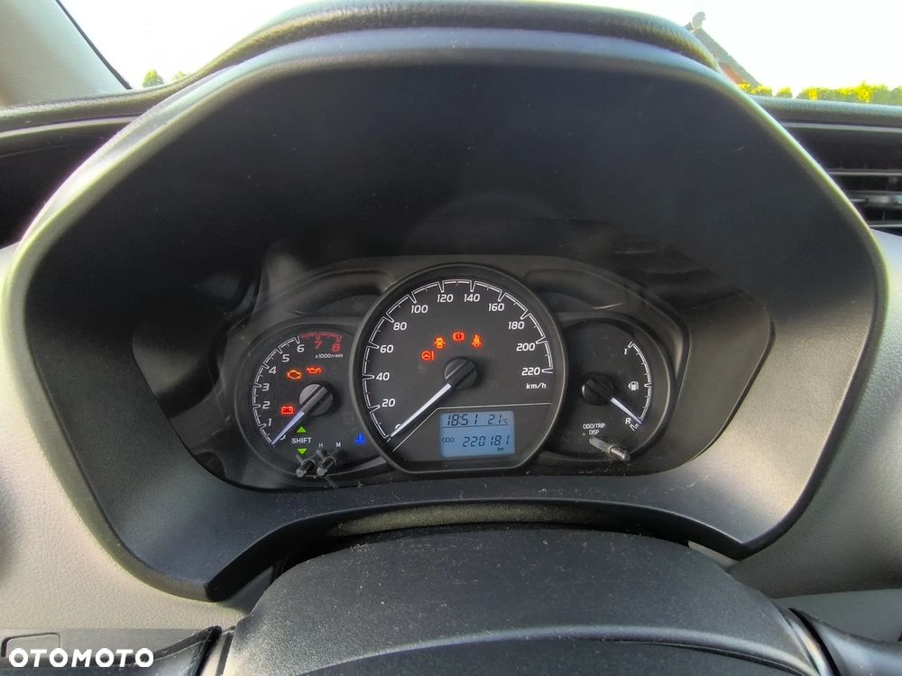 Toyota Yaris 1.5 Active - 20