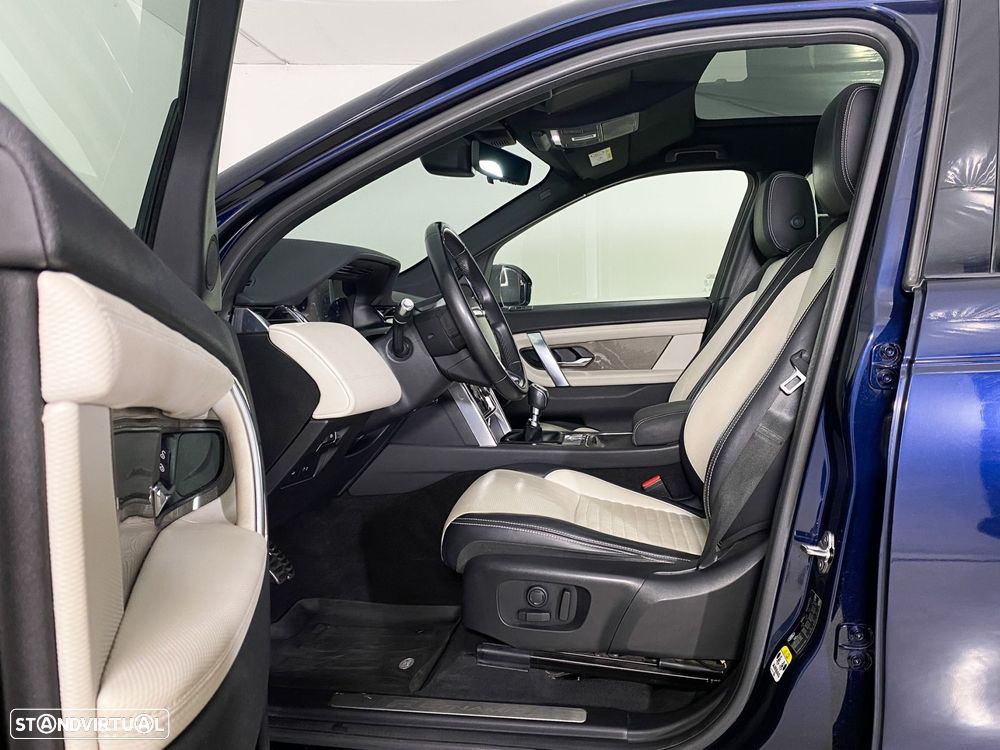 Land Rover Discovery Sport - 12