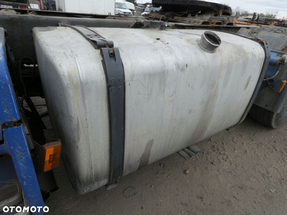 Oe1902455 Kompletny Zbiornik Bak Paliwa Z Mocowaniami 620 L Scania R - 4