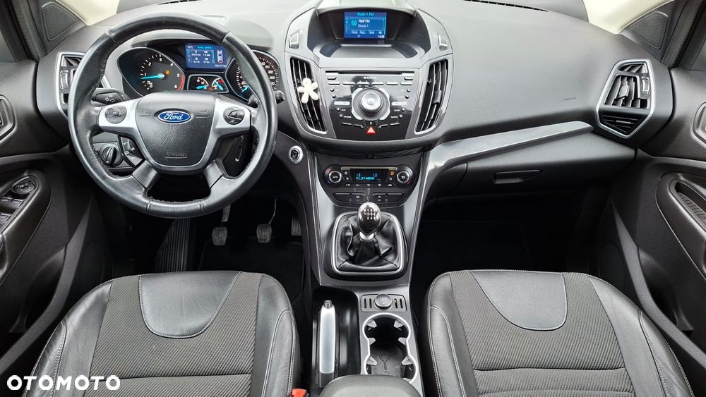 Ford Kuga 2.0 TDCi 4WD Titanium - 22