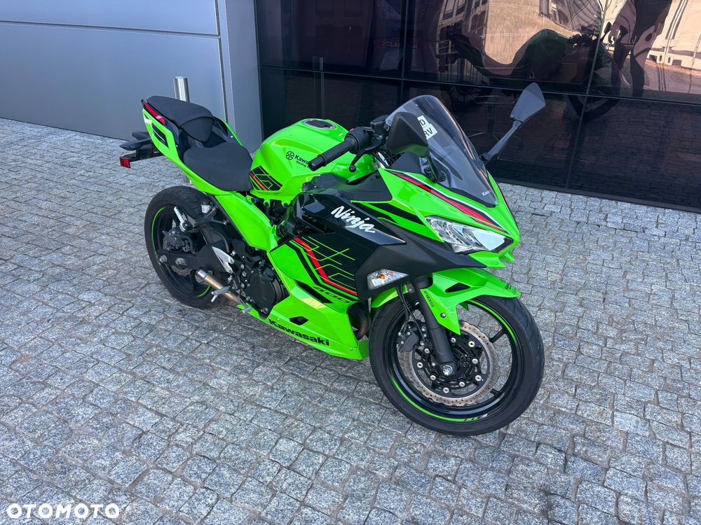 Kawasaki Ninja 400 - 5