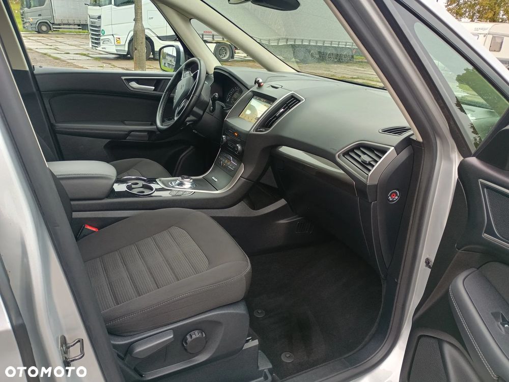 Ford Galaxy 2.0 TDCi Titanium - 12