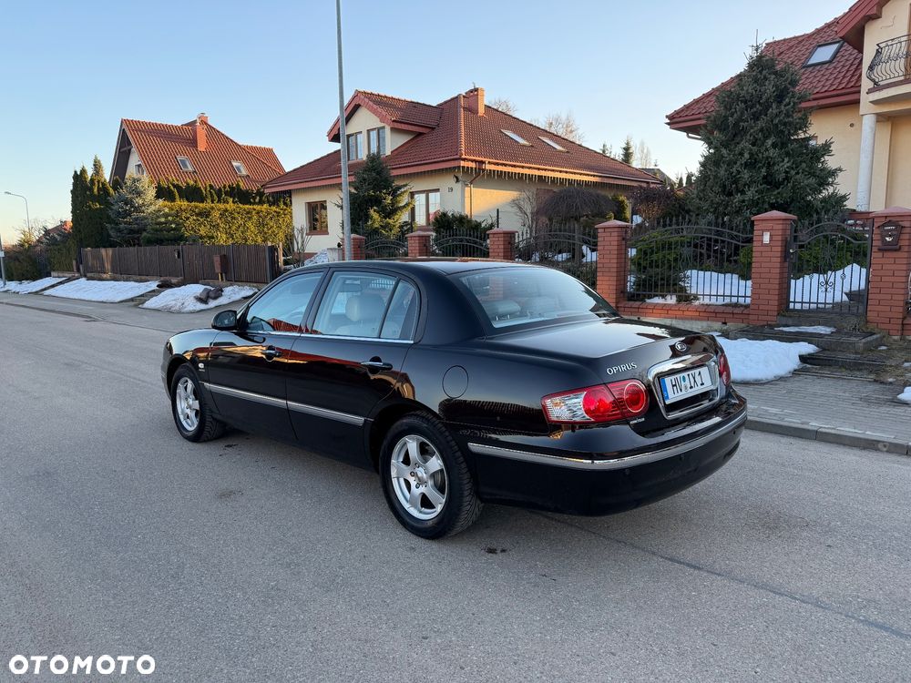 Kia Opirus 3.5 V6 Executive - 4