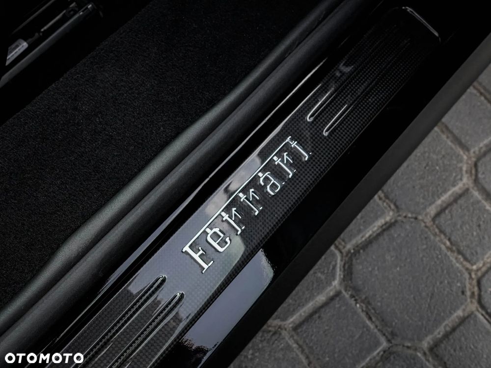 Ferrari SF90 Stradale - 19