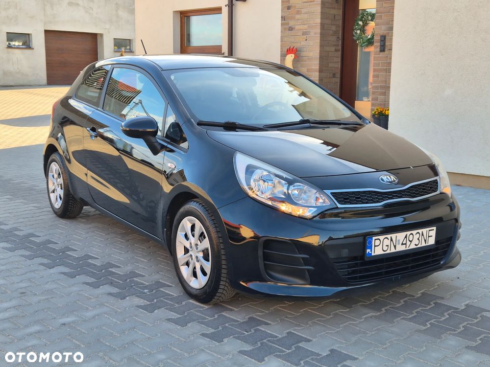 Kia Rio 1.2 Dream Team Edition - 16