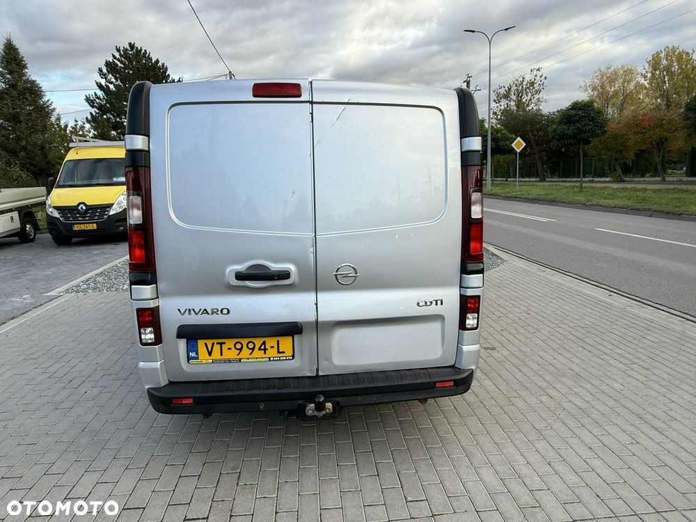 Opel Vivaro - 14