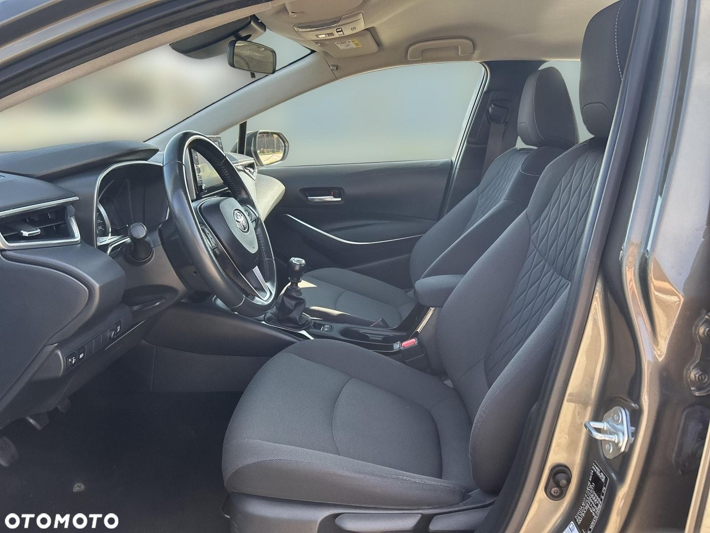 Toyota Corolla - 15