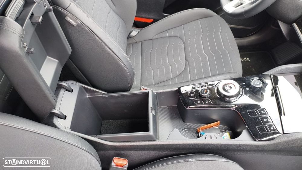 Kia Sportage 1.6 T-GDi PHEV Tech - 10