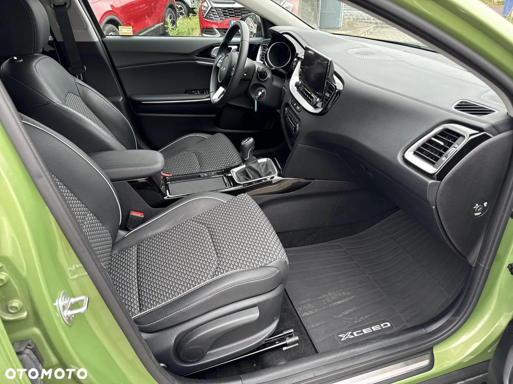 Kia XCeed 1.5 T-GDI L - 27