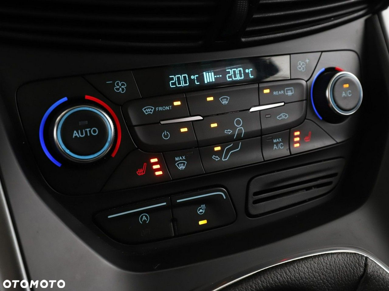 Ford Kuga 2.0 TDCi AWD Edition - 28