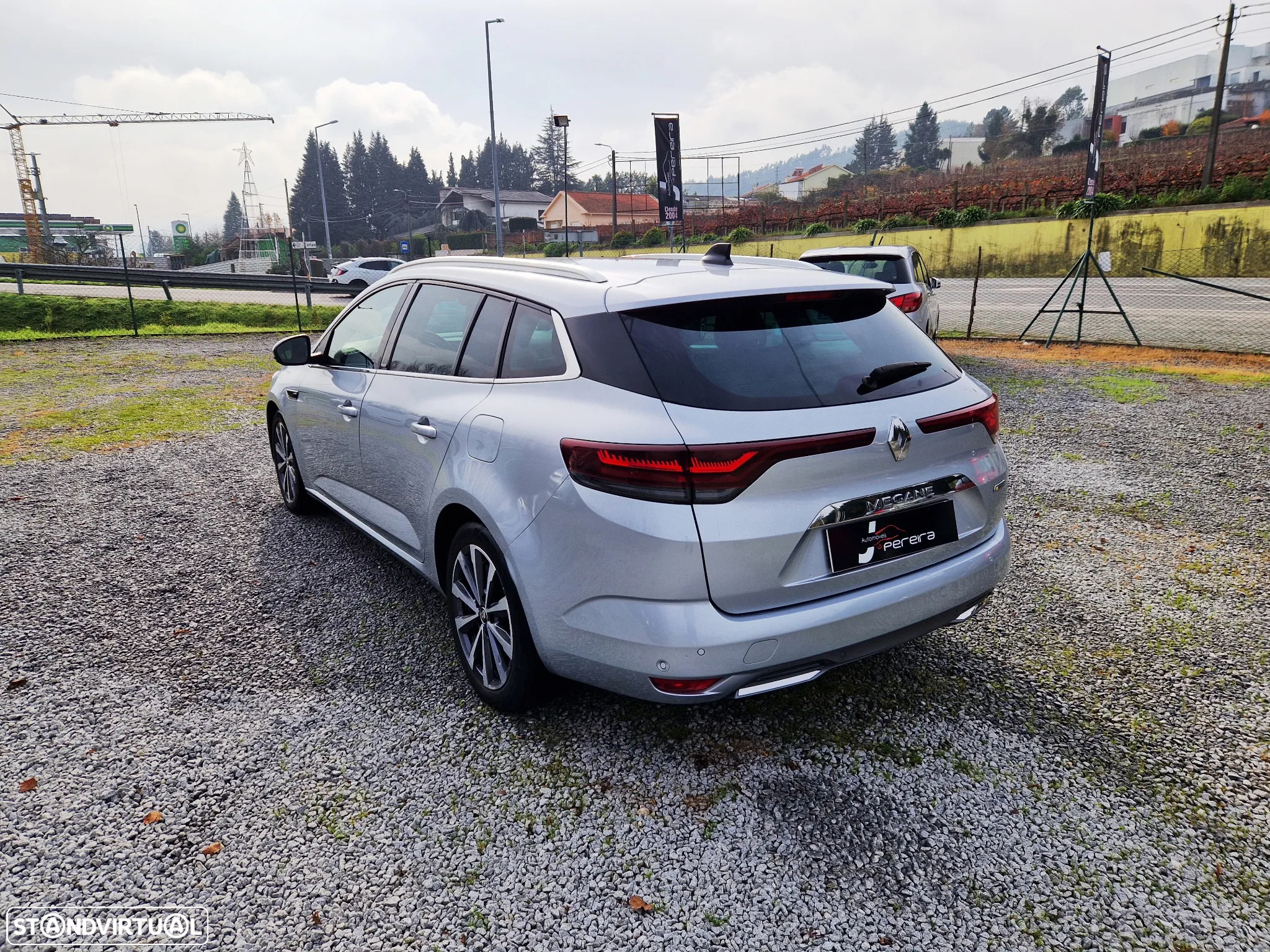Renault Mégane Sport Tourer 1.6 E-Tech Plug-In Hybrid R.S. Line - 3