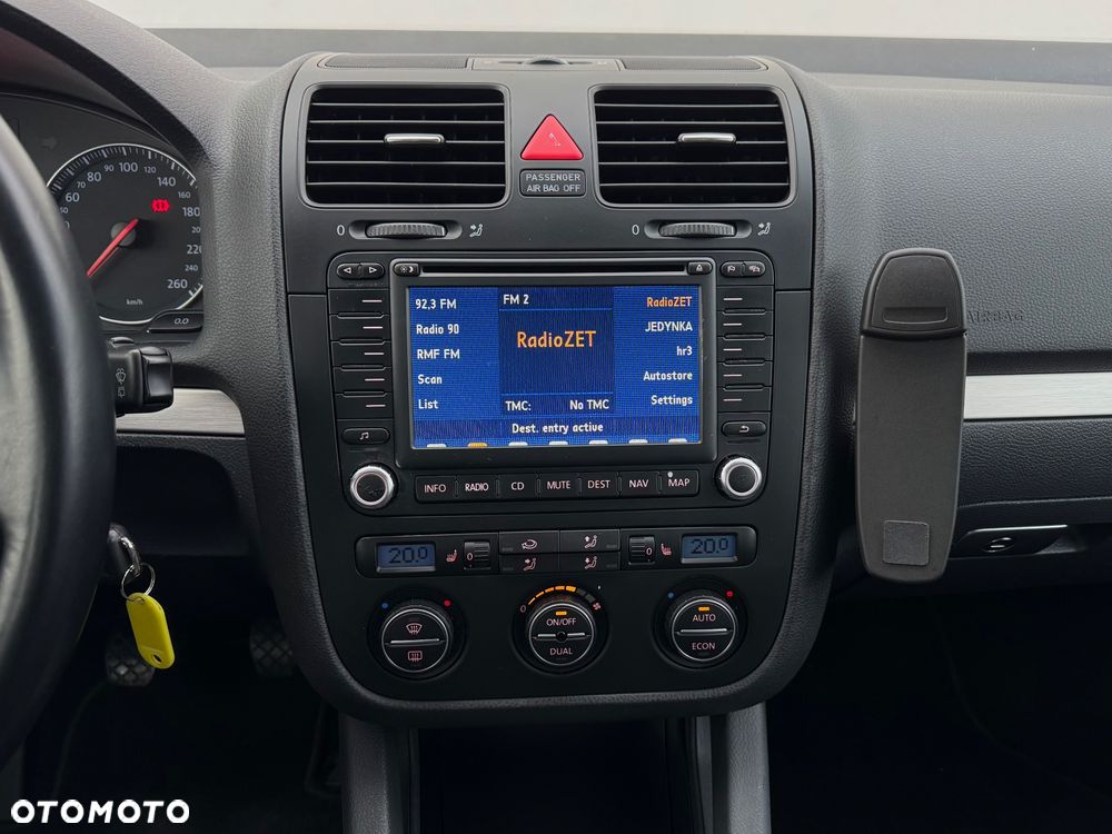 Volkswagen Golf 2.0 TDI DPF 4Motion Trendline - 19