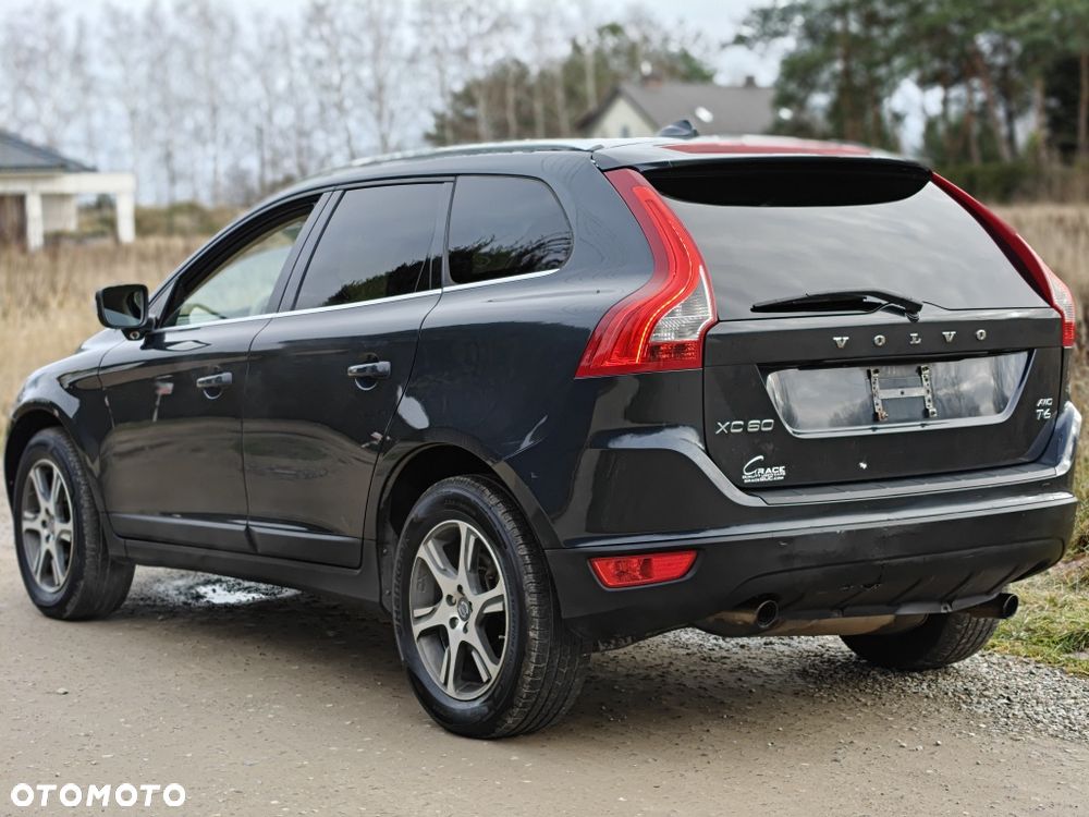 Volvo XC 60 - 4