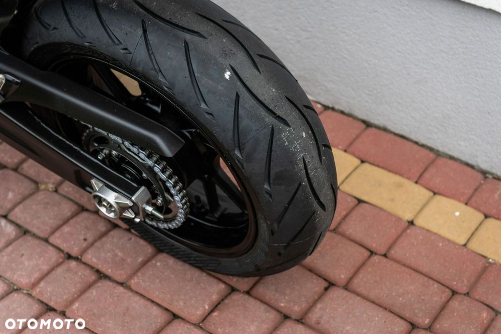 Yamaha MT - 9