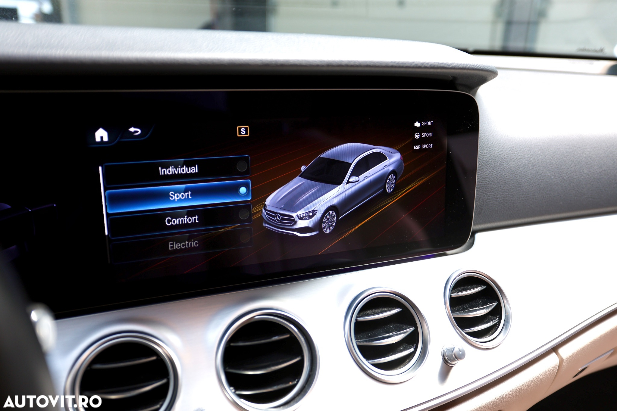 Mercedes-Benz E 300 9G-TRONIC Avantgarde - 30
