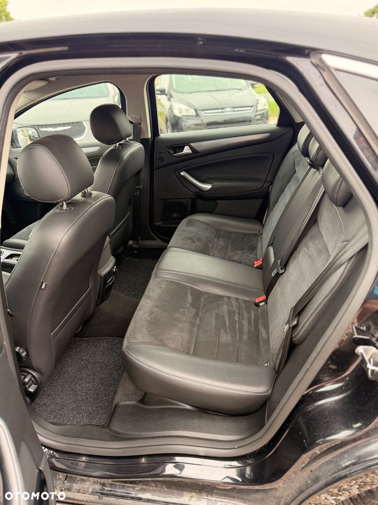 Ford Mondeo 2.0 TDCi Titanium X - 8