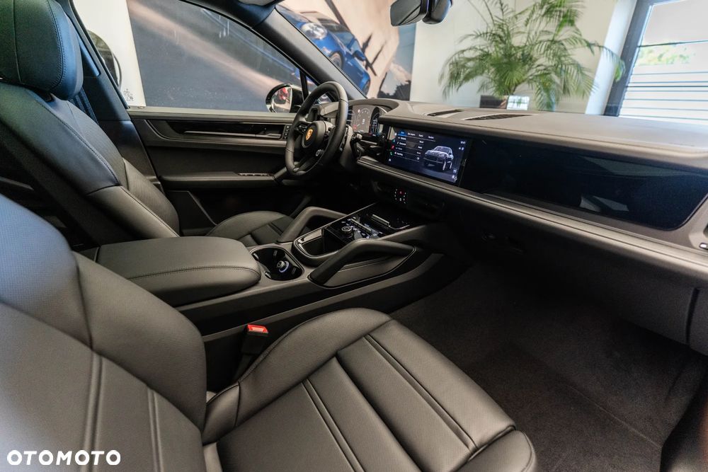 Porsche Cayenne Black Edition - 17