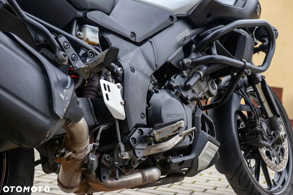 Suzuki DL - 40