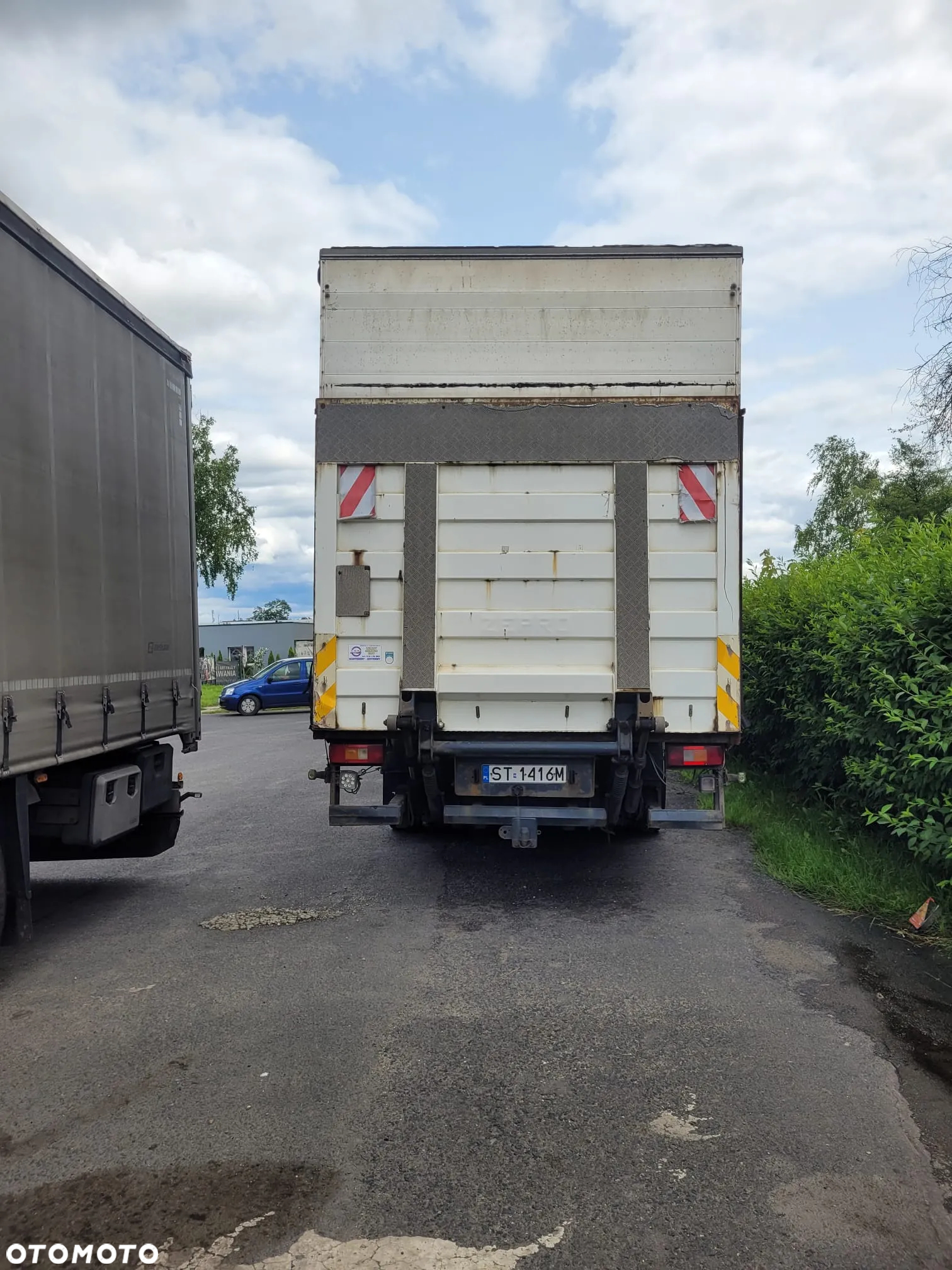Renault Premium - 11