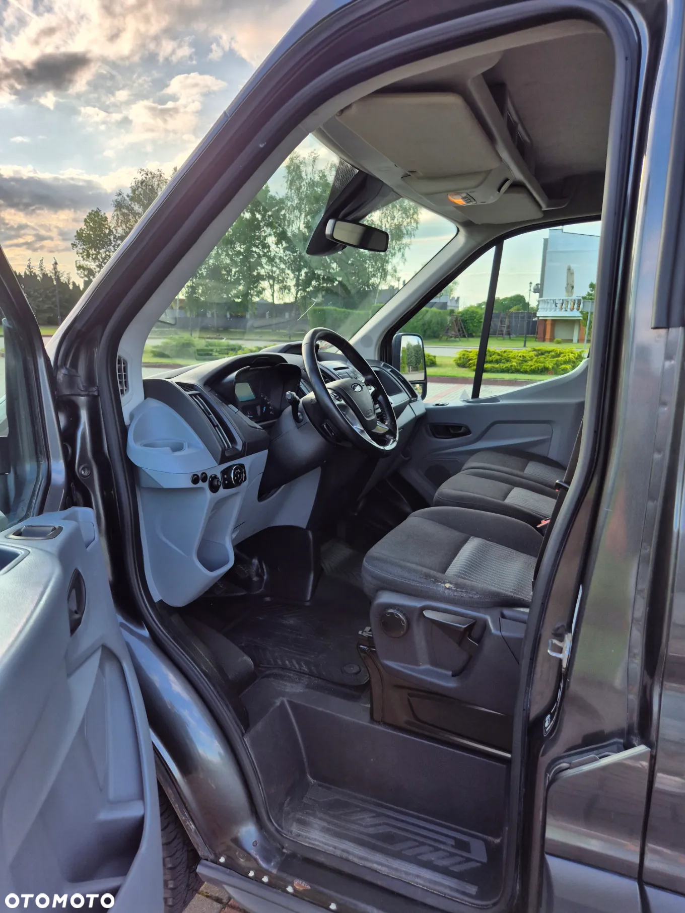 Ford Transit - 11