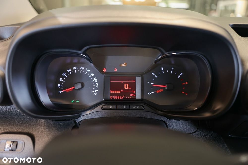 Toyota PROACE CITY - 24