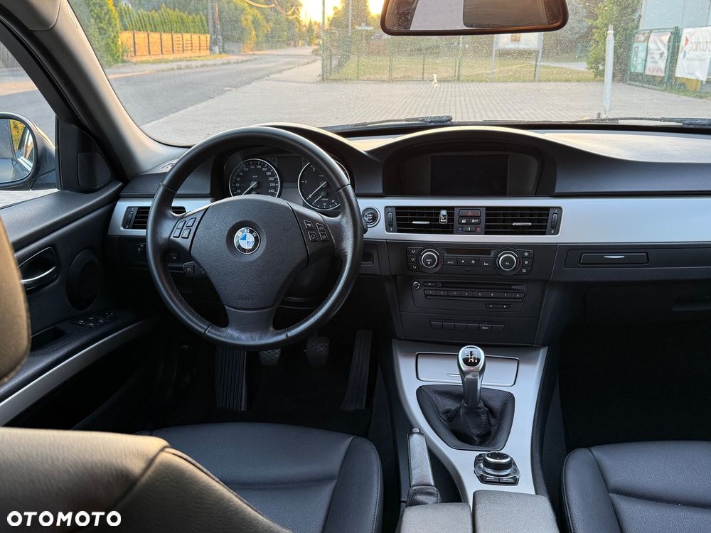 BMW Seria 3 - 10