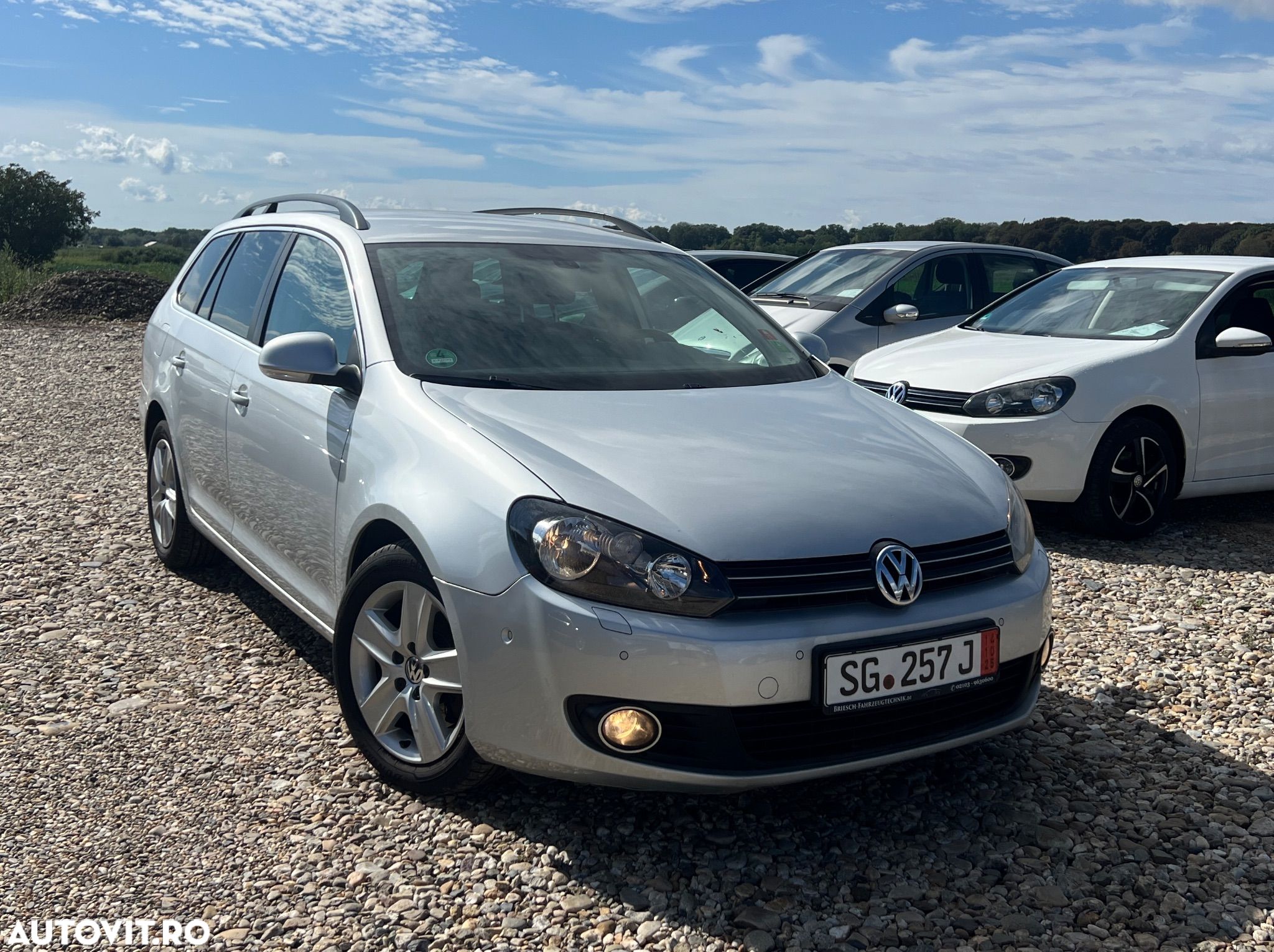 Volkswagen Golf 2.0 TDI Comfortline DSG - 1
