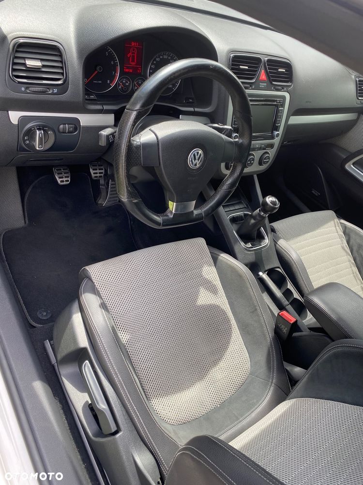 Volkswagen Scirocco 2.0 TSI - 13