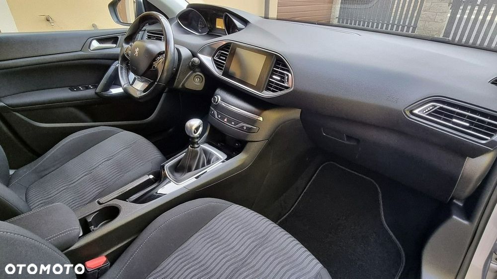 Peugeot 308 - 12