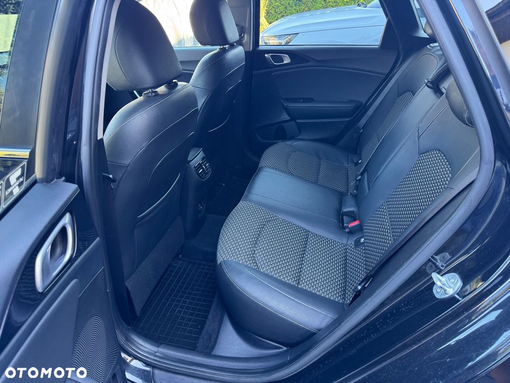 Kia Ceed 1.5 T-GDI L - 11