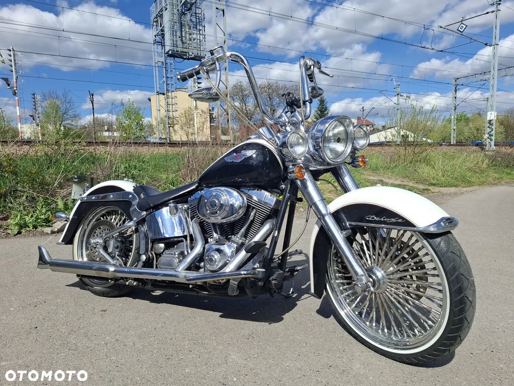 Harley-Davidson Softail Deluxe - 2