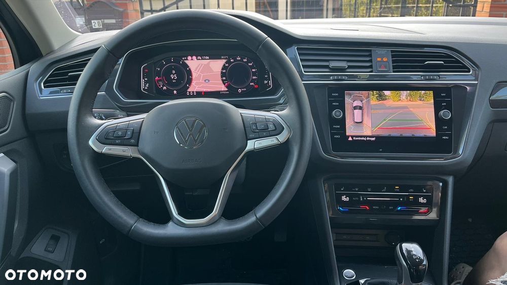 Volkswagen Tiguan - 3