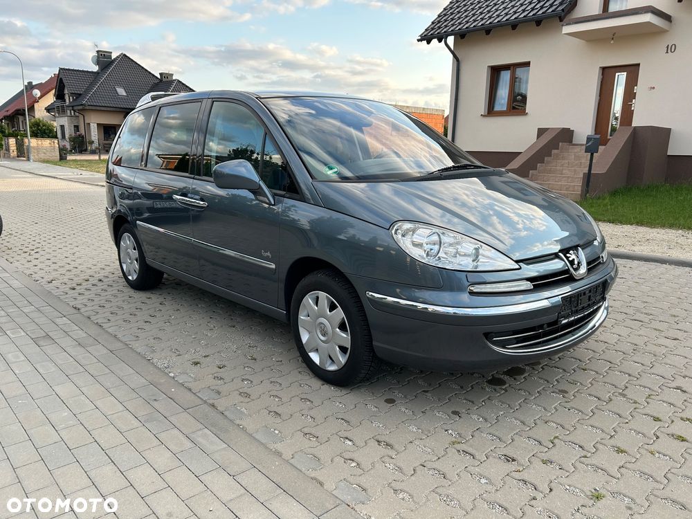 Peugeot 807 HDi 165 Premium - 4