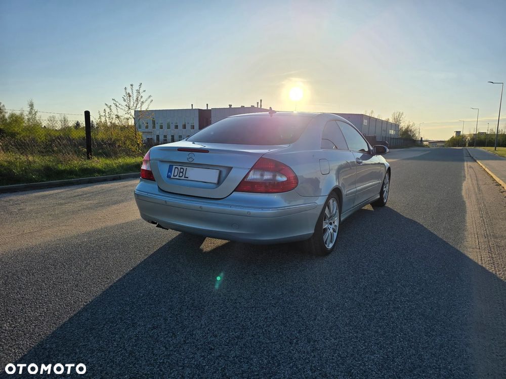 Mercedes-Benz CLK - 7