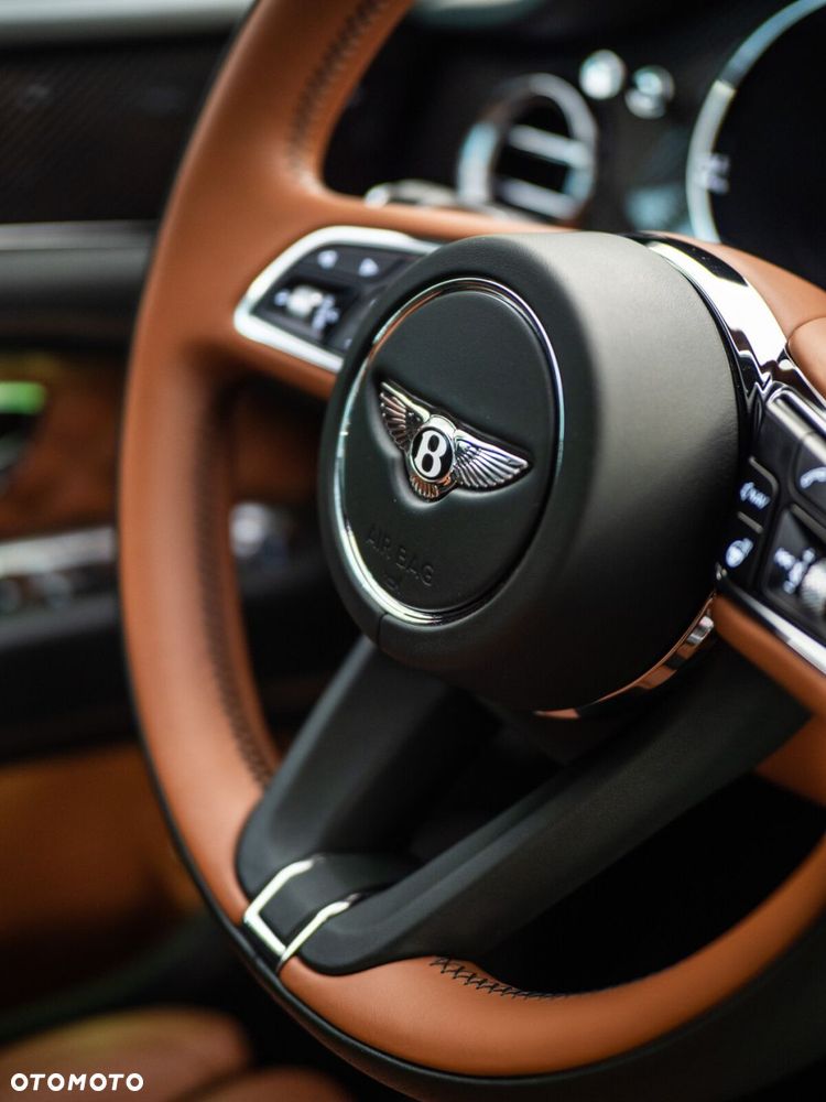 Bentley Bentayga - 29