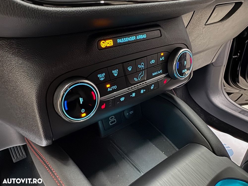 FORD Kuga 2023 — imagine 21