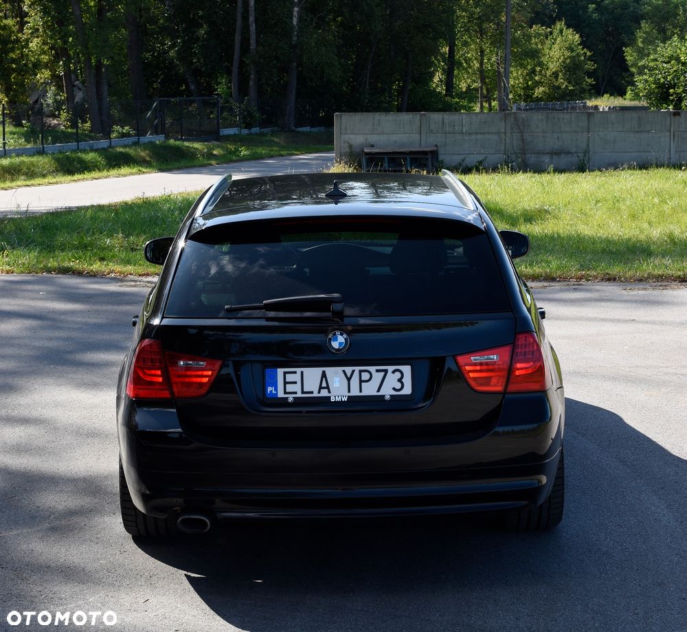BMW Seria 3 - 18