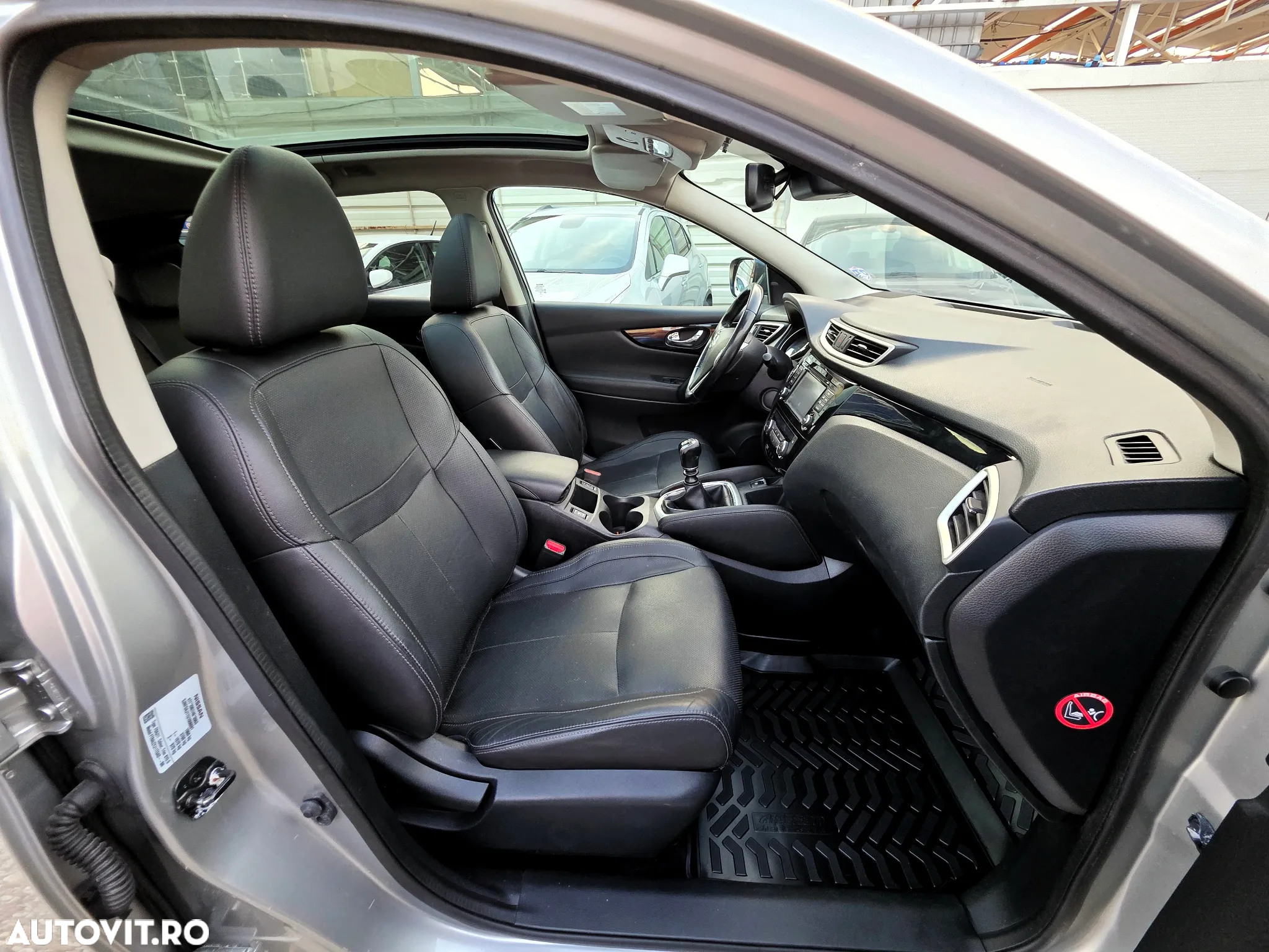 Nissan Qashqai 1.6 DCI Start/Stop Tekna - 14