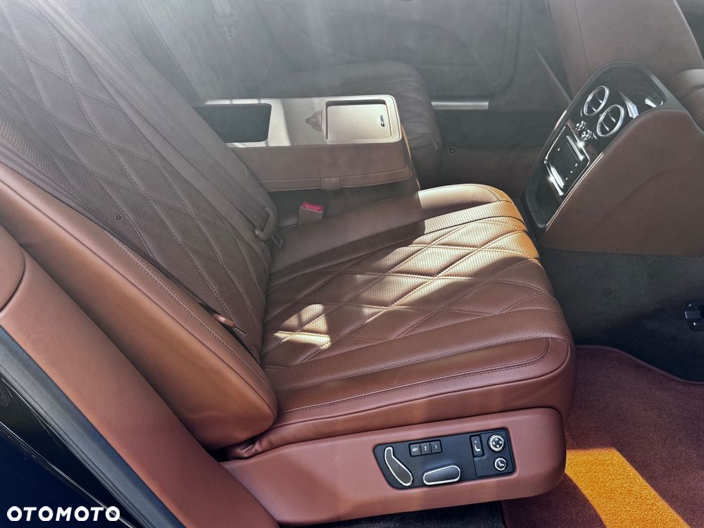 Bentley Flying Spur W12 - 34