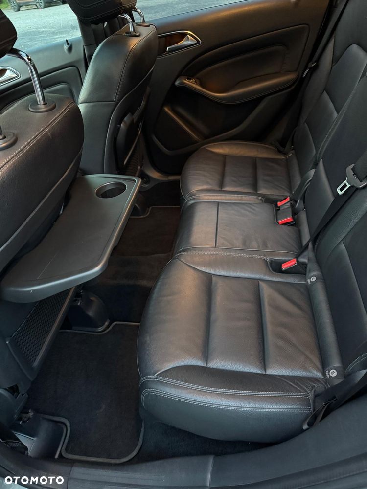Mercedes-Benz Klasa B 180 BlueEFFICIENCY Edition - 25