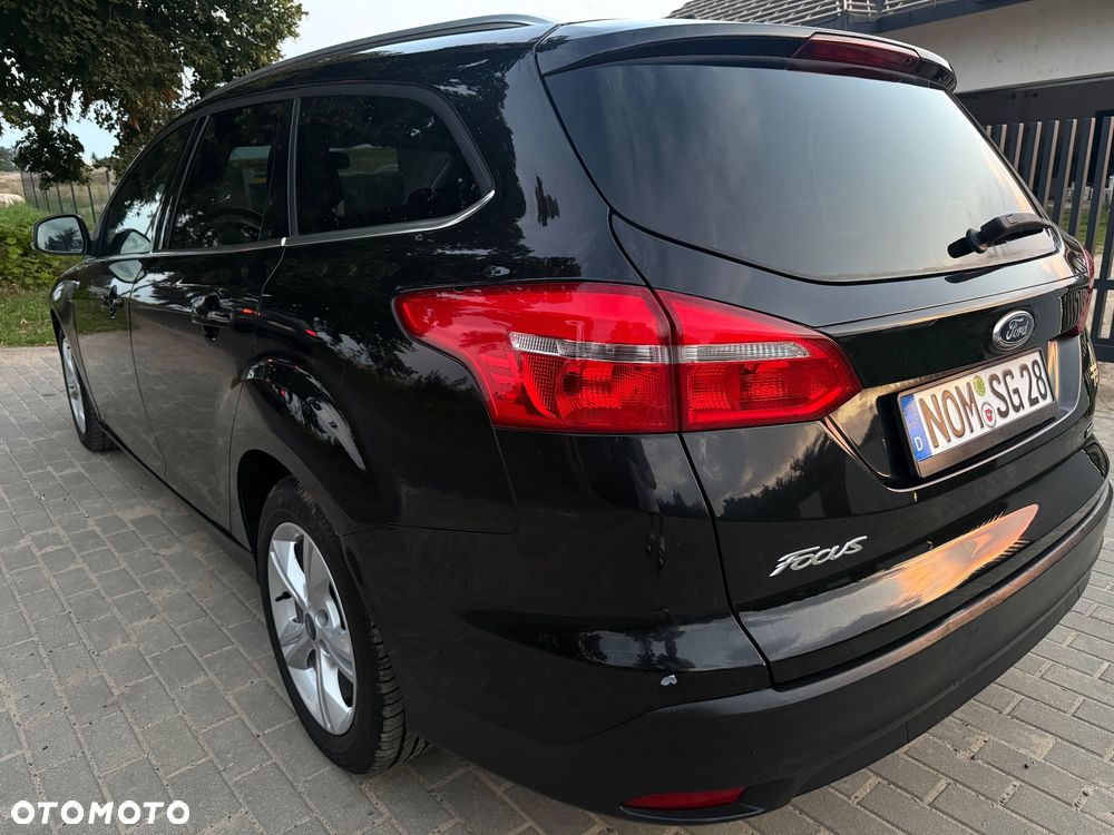 Ford Focus 1.0 EcoBoost Titanium - 5
