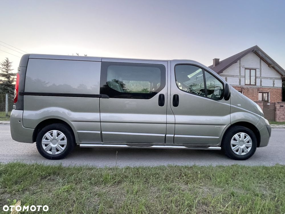 Opel Vivaro - 15
