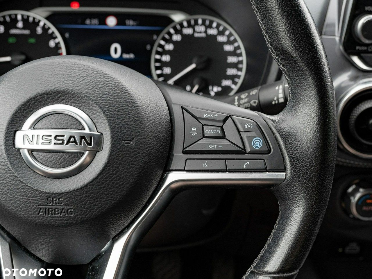 Nissan Juke 1.0 DIG-T N-Connecta - 18