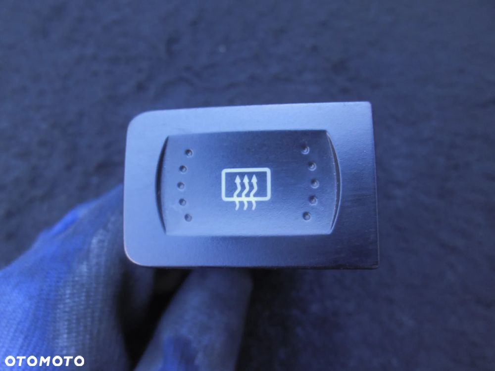 VW GOLF IV PRZEŁĄCZNIK GRZANIA TYLNEJ SZYBY 1J0959621 ORYGINAŁ VOLKSWAGEN WTYCZKA INSTALACJA - 1