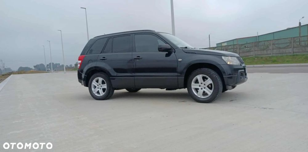 Suzuki Grand Vitara 2.0 De luxe - 3