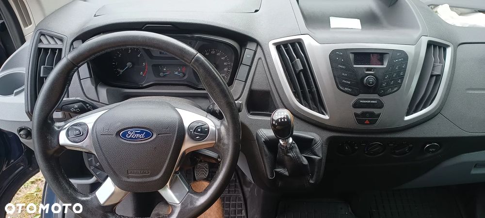Ford Transit - 6