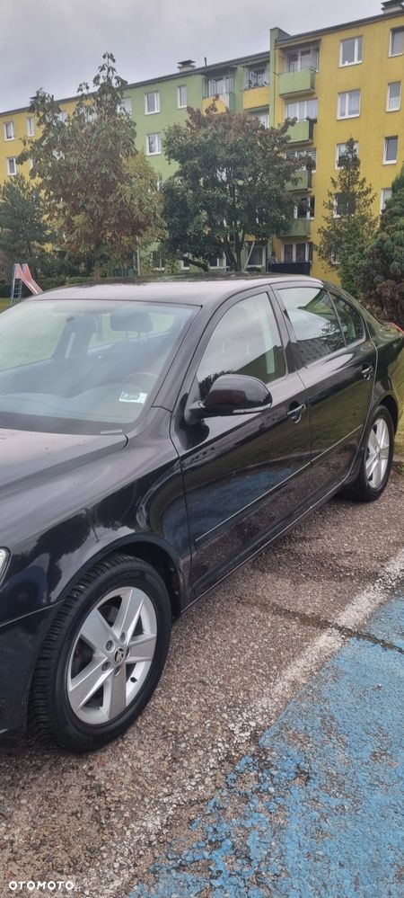 Skoda Octavia 1.4 TSI Elegance DSG - 2