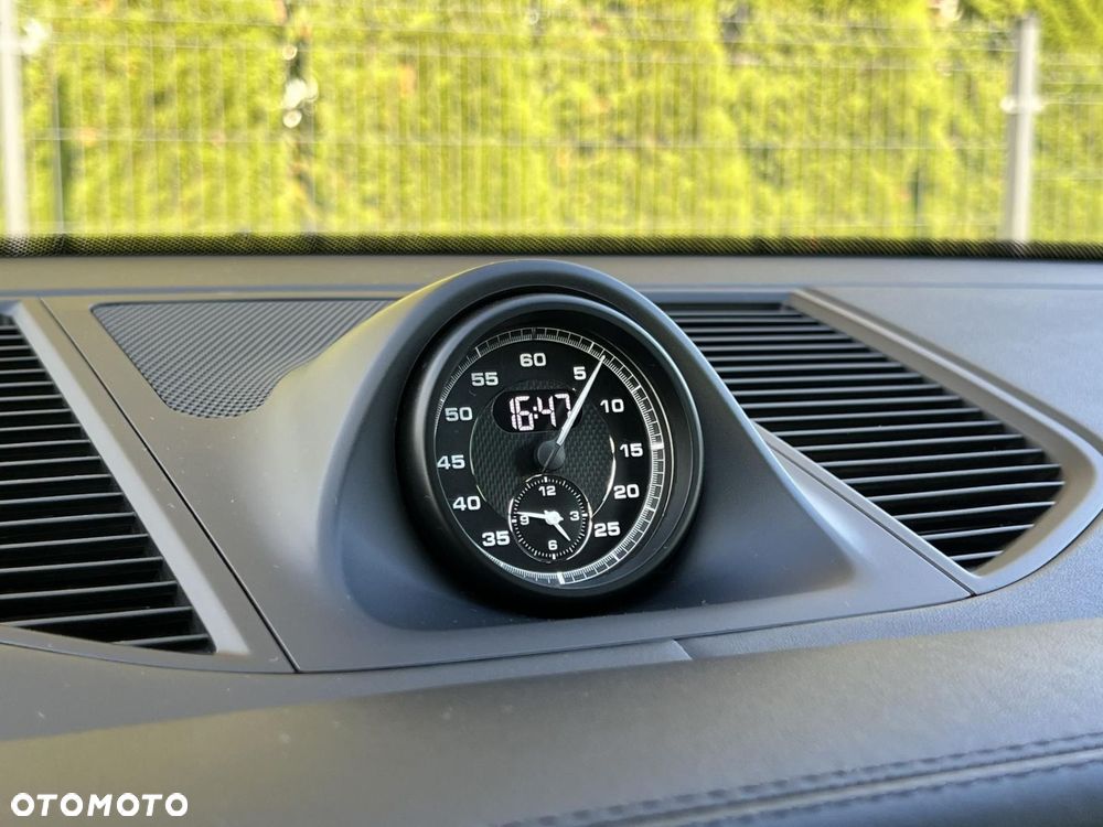 Porsche Macan Standard - 22