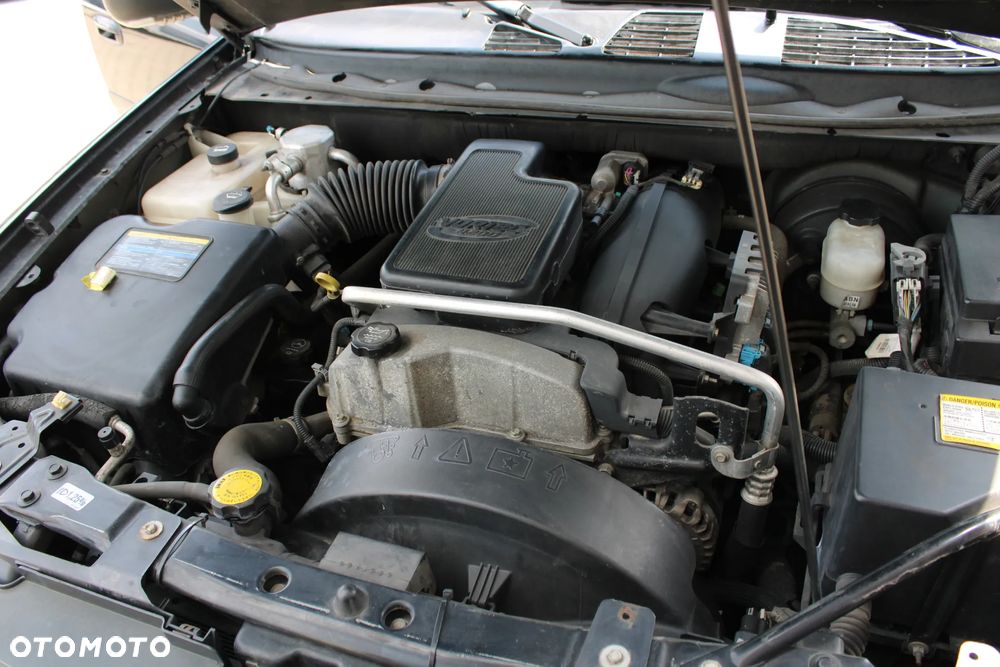 Chevrolet Trailblazer 4.2 LS - 25