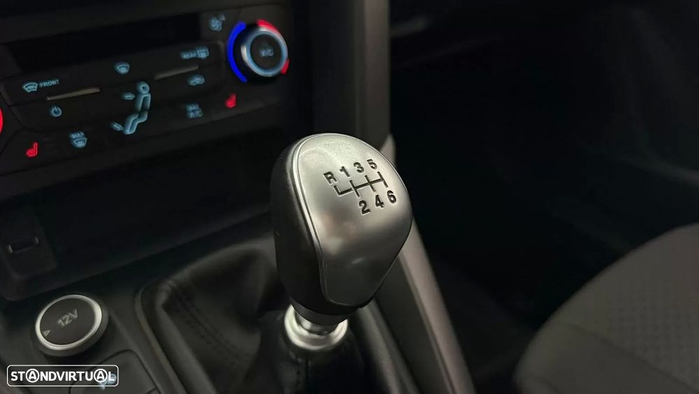 Ford Focus SW 1.0 EcoBoost ST-Line - 20